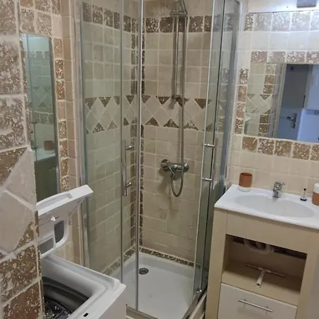 Petit Cocon Sur Les Hauteurs * Sainte-Maxime