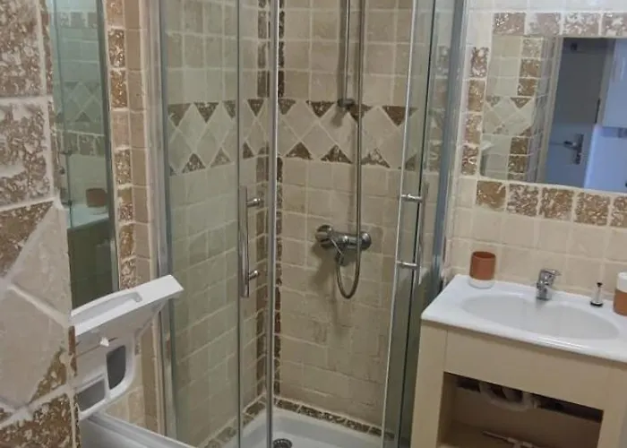 Petit Cocon Sur Les Hauteurs * Sainte-Maxime